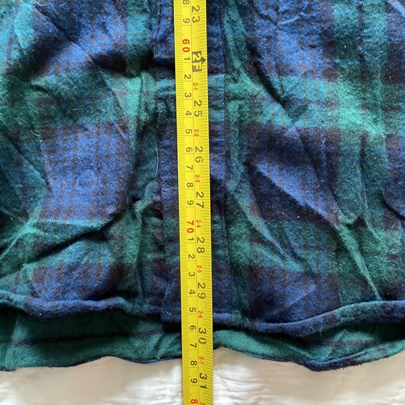LL Bean Scotch Plaid Flannel Shirt - Picture 5 of 12